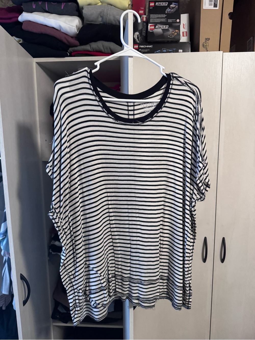 Time and Tru Black & White Striped Short-Sleeve Top